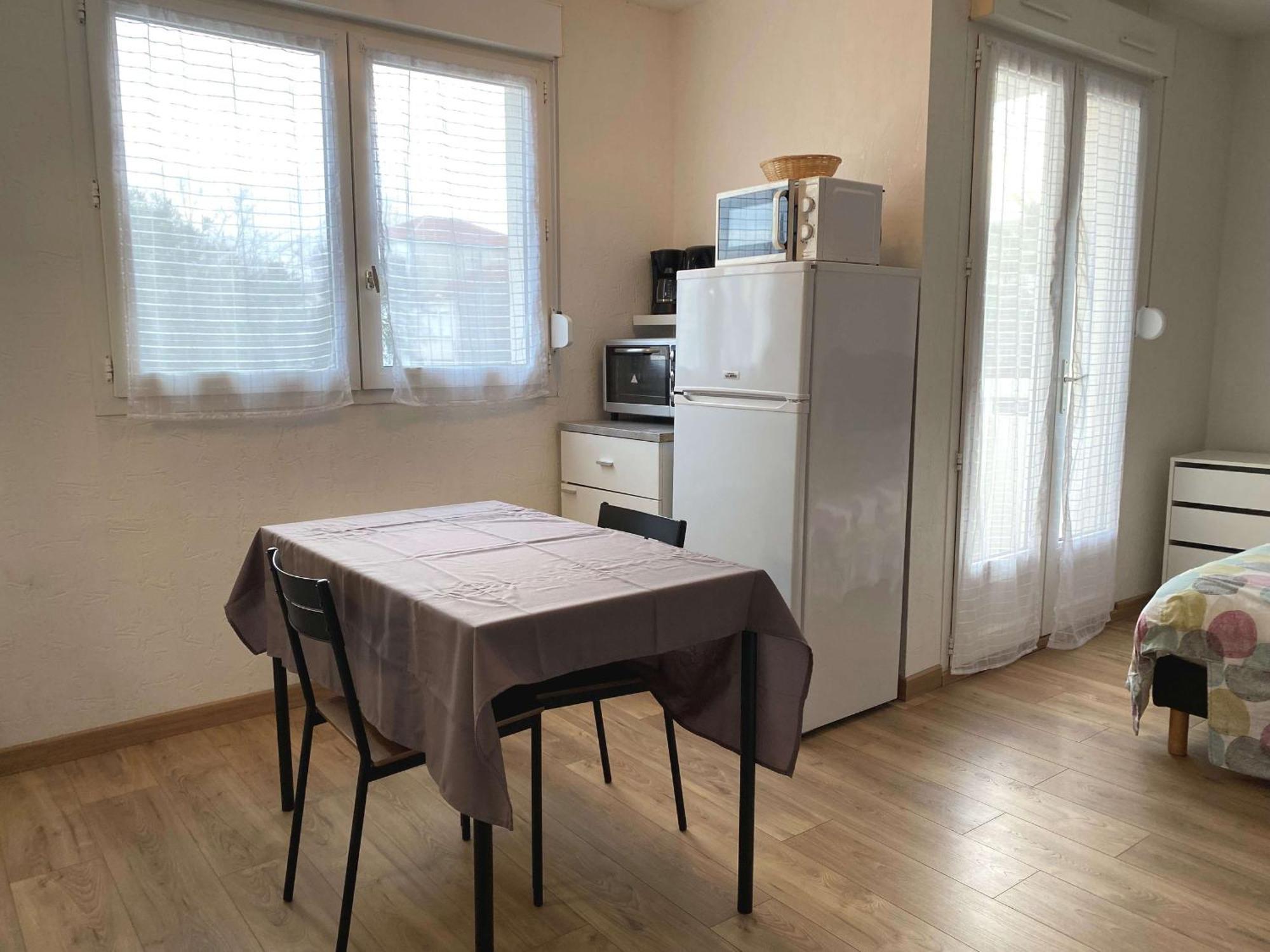Studio Renove Avec Balcon, Proche Commerces, Wifi Et Cellier Privatif - Balaruc-Les-Bains. - Fr-1-553-13 Εξωτερικό φωτογραφία